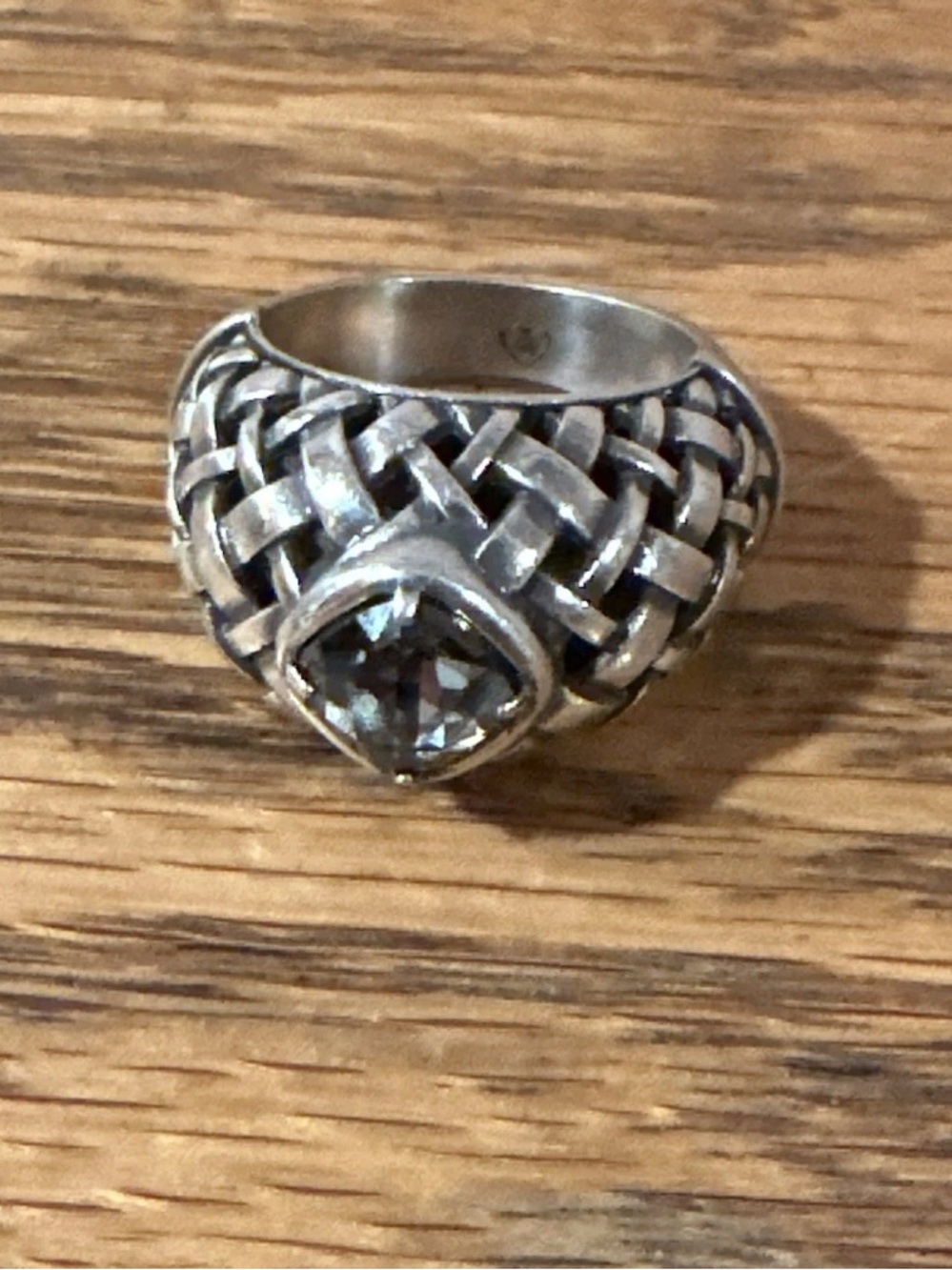 Brighton Cafe Figaro de Paris silver-plate ring with basketweave band & crystal